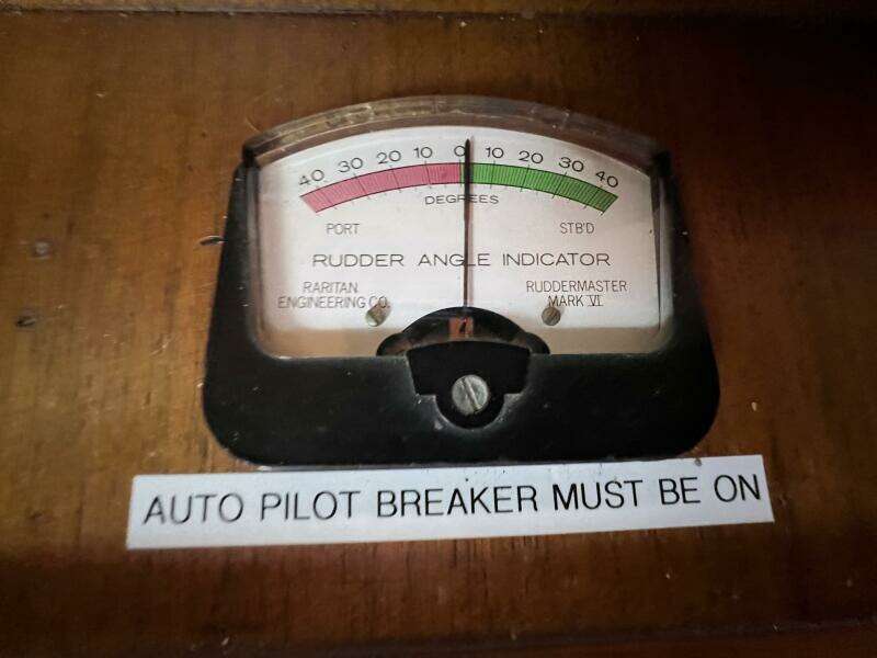 1981 Sea Ranger 45 Raised Pilot House