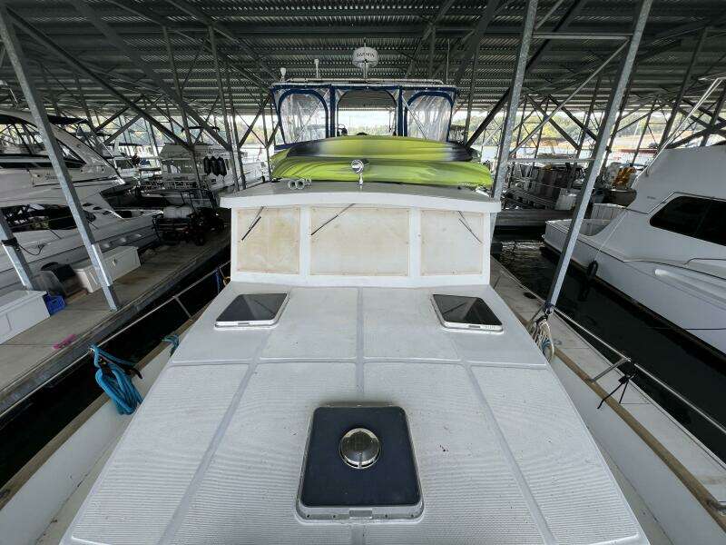 1981 Sea Ranger 45 Raised Pilot House