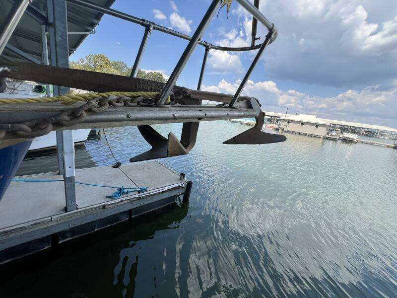 1981 Sea Ranger 45 Raised Pilot House