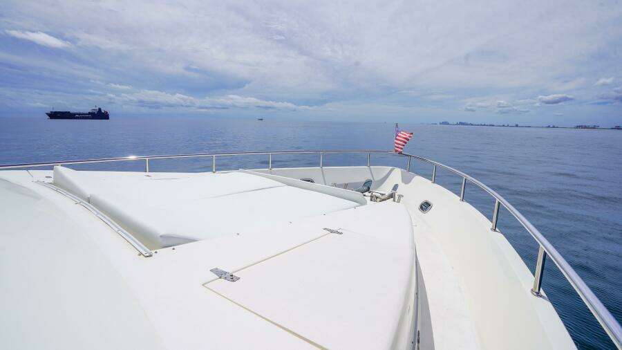 2001 Motor Yacht 82MY