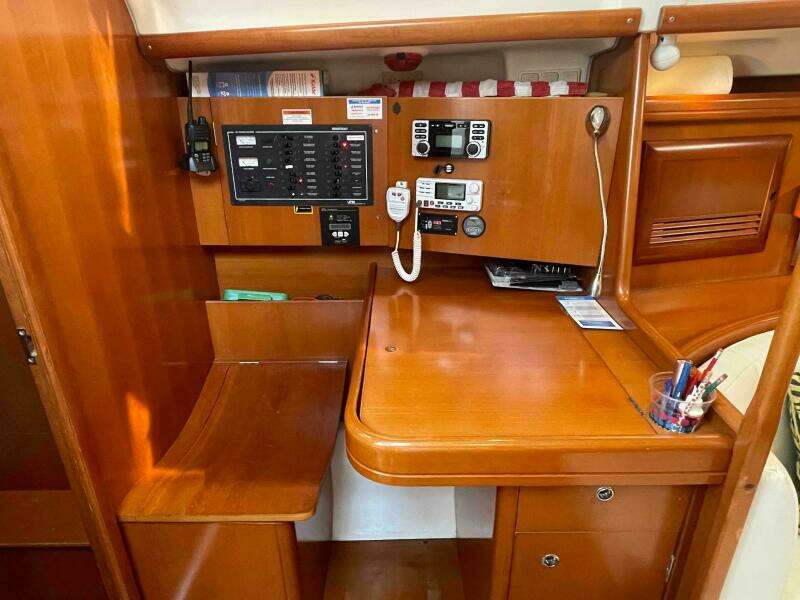 2006 Beneteau 393