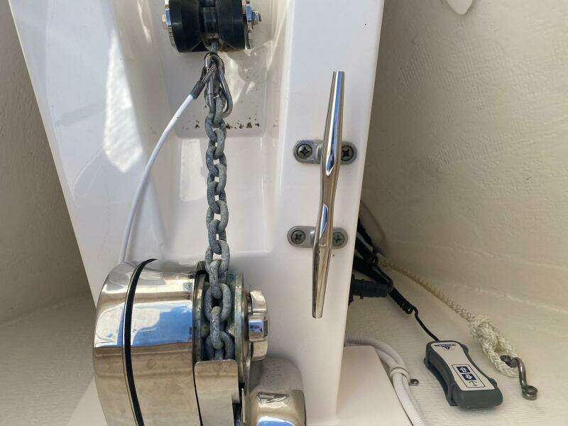 2019 Tiara Yachts 34LX