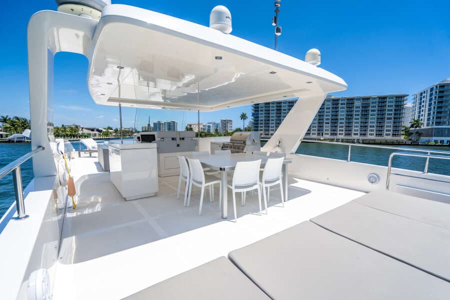 2017 Overblue 58 Powercat