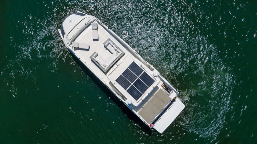 2017 Overblue 58 Powercat Solar Panels
