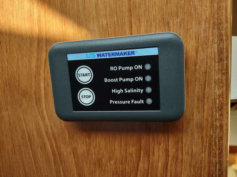 1989 Ocean Alexander 