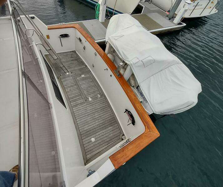 1989 Ocean Alexander 