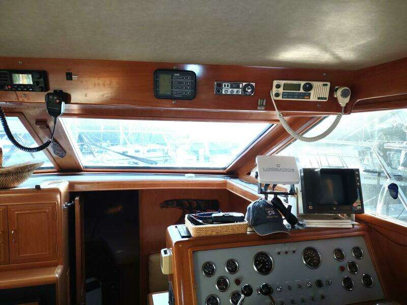 1989 Ocean Alexander 