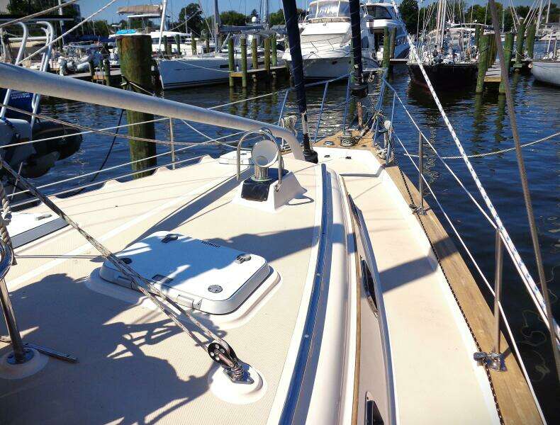 2002 Island Packet 420