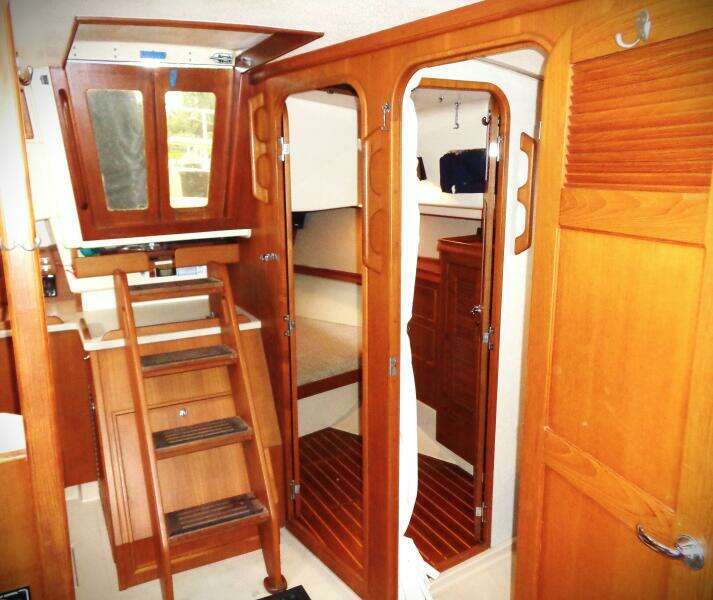 2002 Island Packet 420