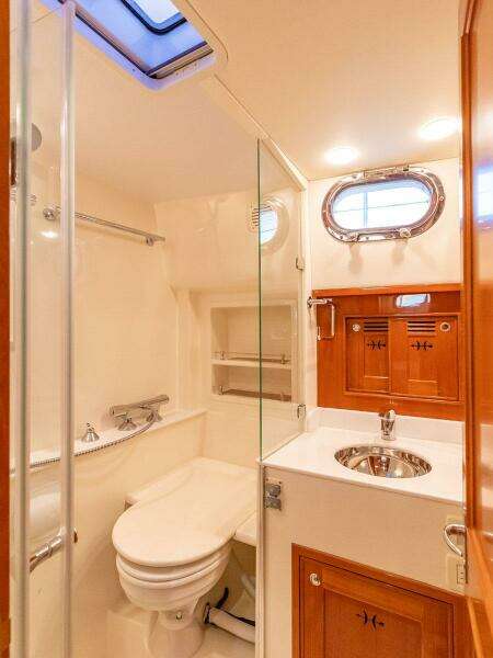 Guest Head And Shower