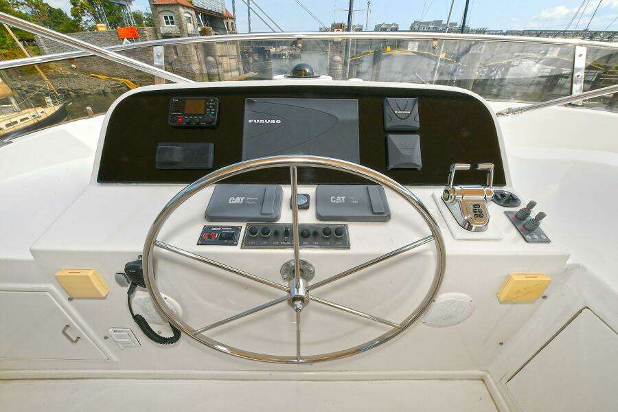 2002 Grand Alaskan Flushdeck