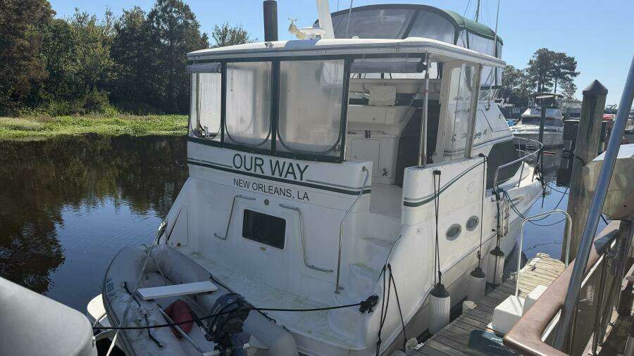 2000 Sea Ray 380 Aft Cabin