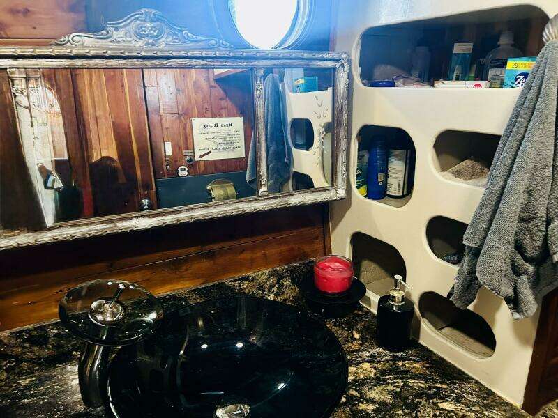 1977 Custom 80 Brigantine