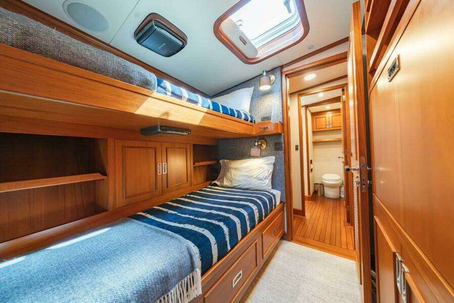 Twin Bunk Guest Stateroom
