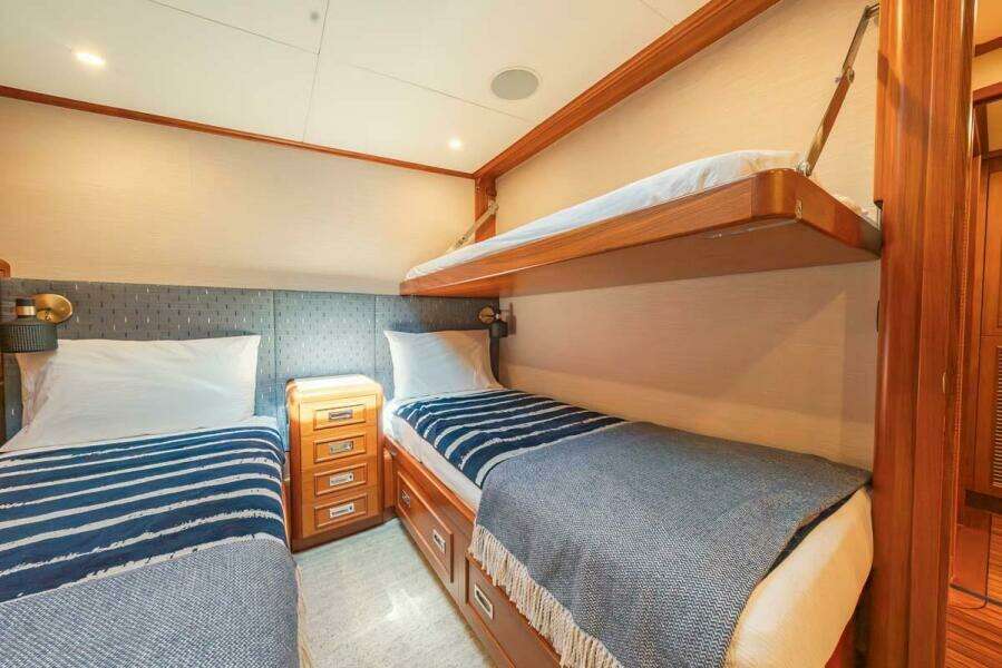 Twin Stateroom with Pullman