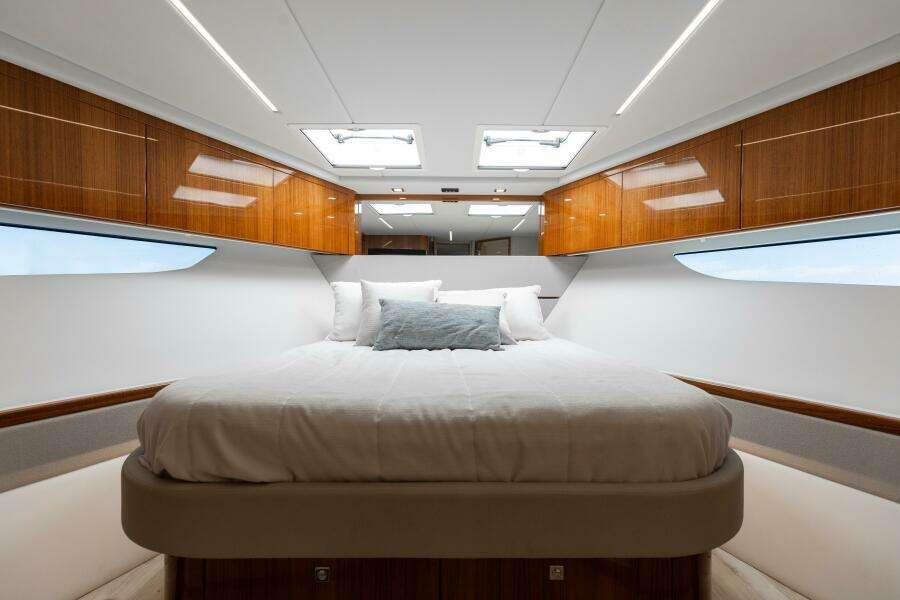 Riviera 645 SUV (HERMOSA)