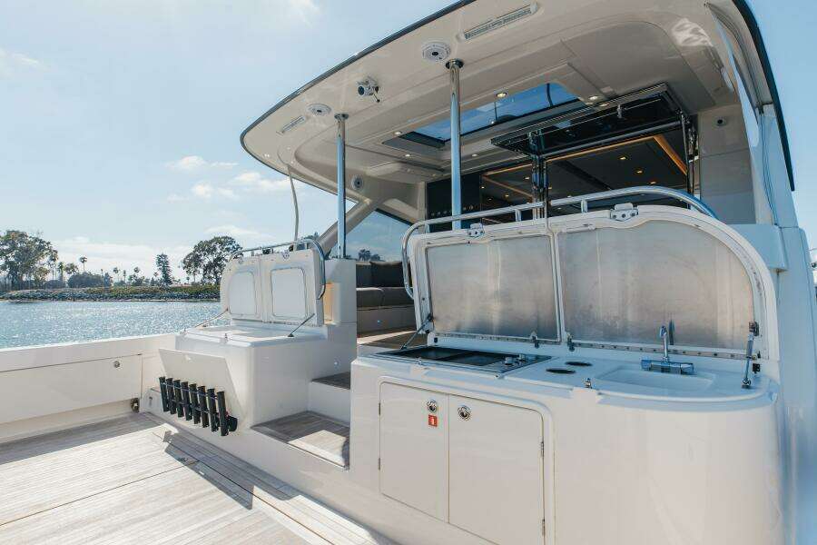 Riviera 645 SUV (HERMOSA)