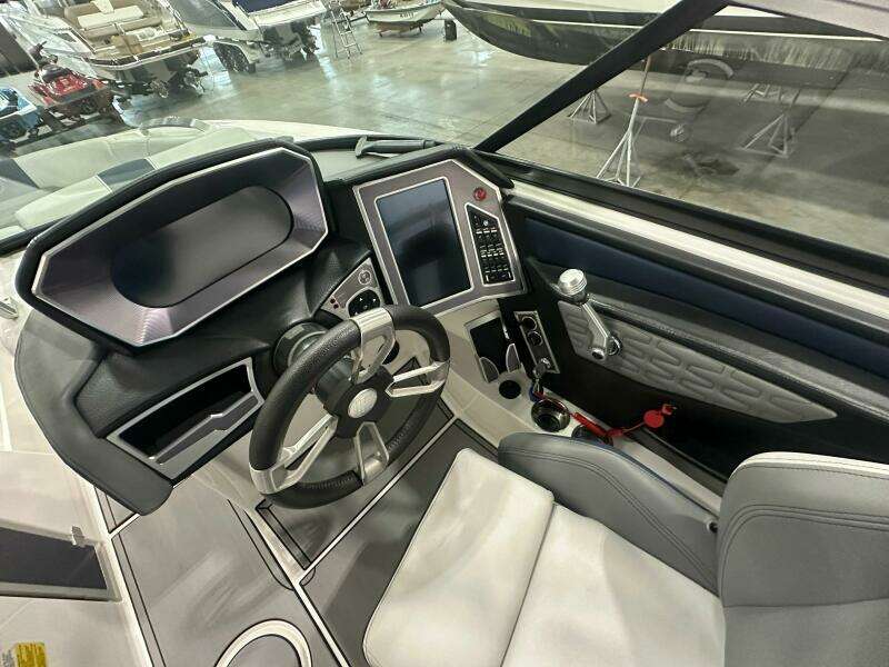 2019 Mastercraft X24