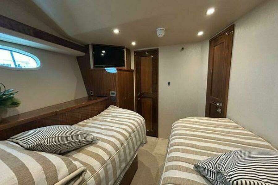 2019 Viking Motor Yacht