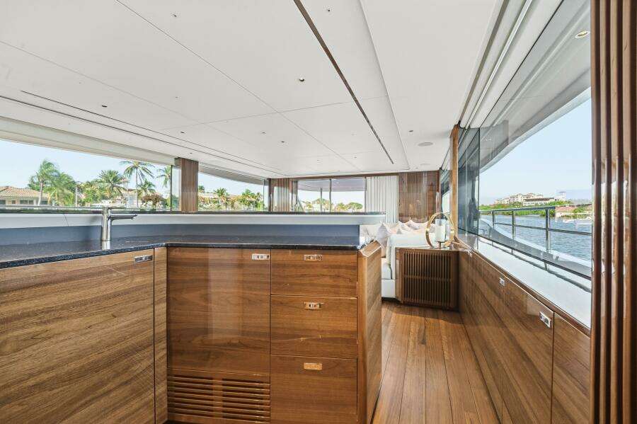 Princess Y95 JUST  PERFECT - Salon Wet Bar