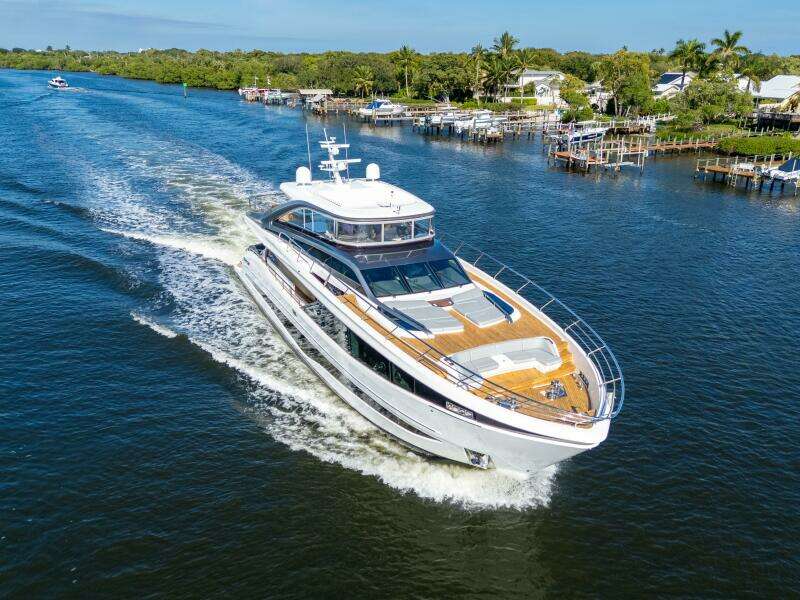 Princess Y95 JUST  PERFECT -Exterior