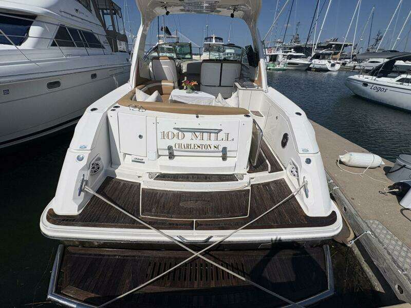 2009 Sea Ray 350 Sundancer