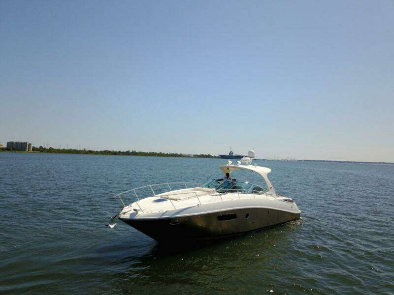 2009 Sea Ray 350 Sundancer