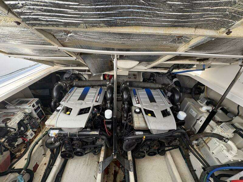 2009 Sea Ray 350 Sundancer