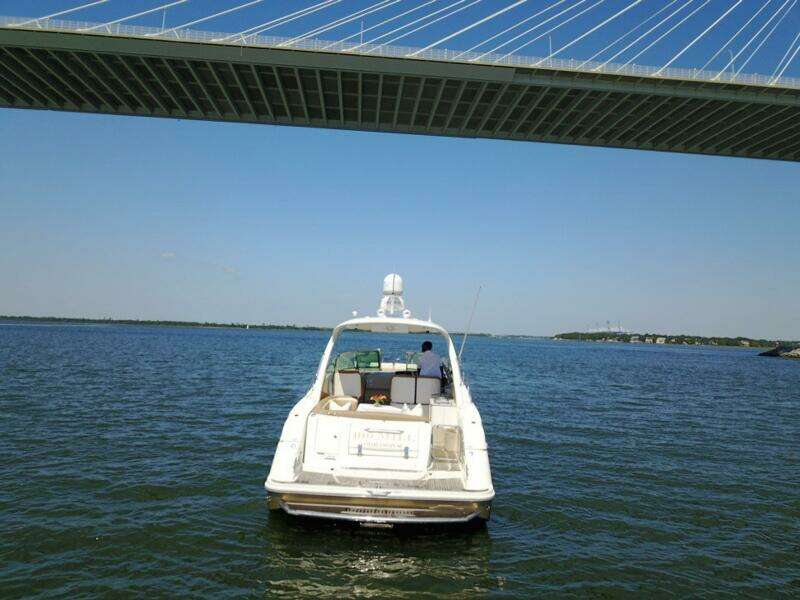 2009 Sea Ray 350 Sundancer