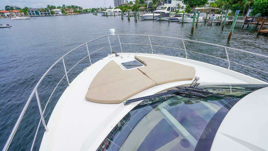 2015 Carver C-43 Coupe