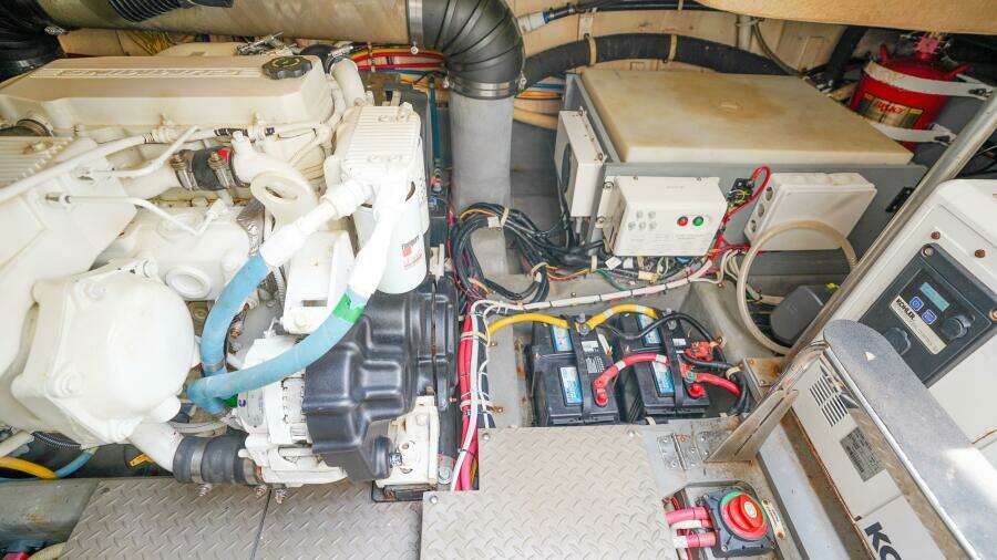 2015 Carver C-43 Coupe