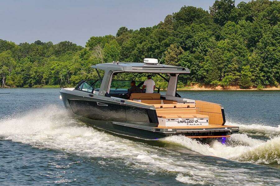 Port quarter profile