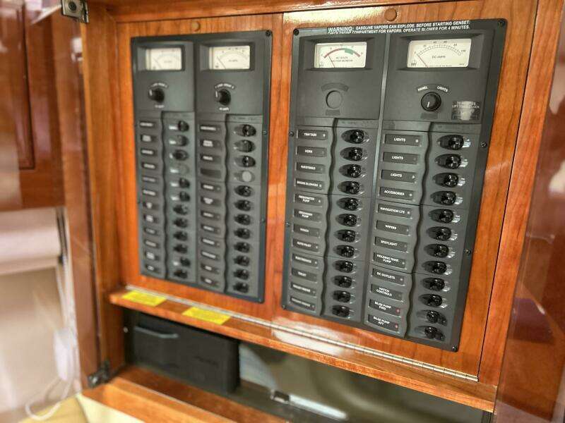 2004 Wellcraft Excalibur