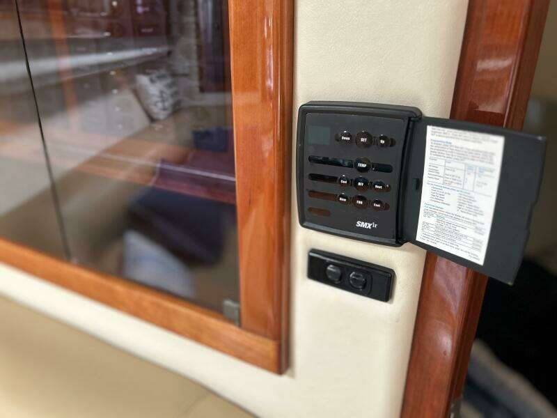 2004 Wellcraft Excalibur