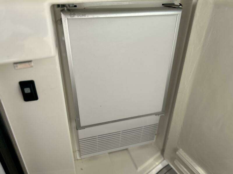 2004 Wellcraft Excalibur