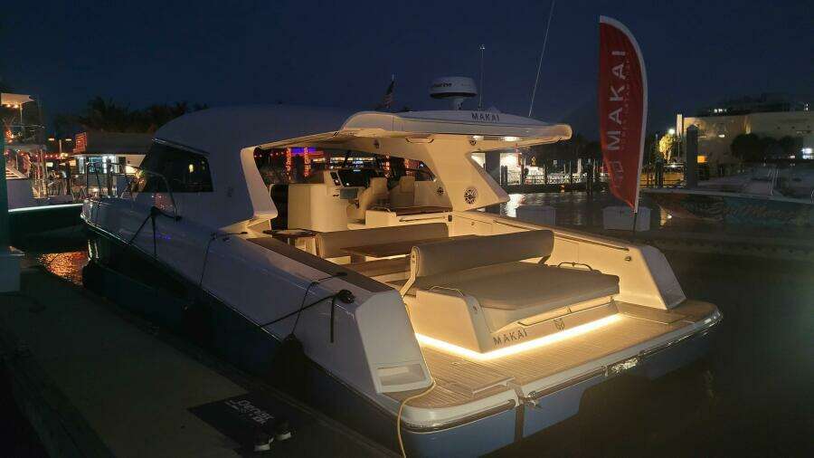 2025 Makai M37