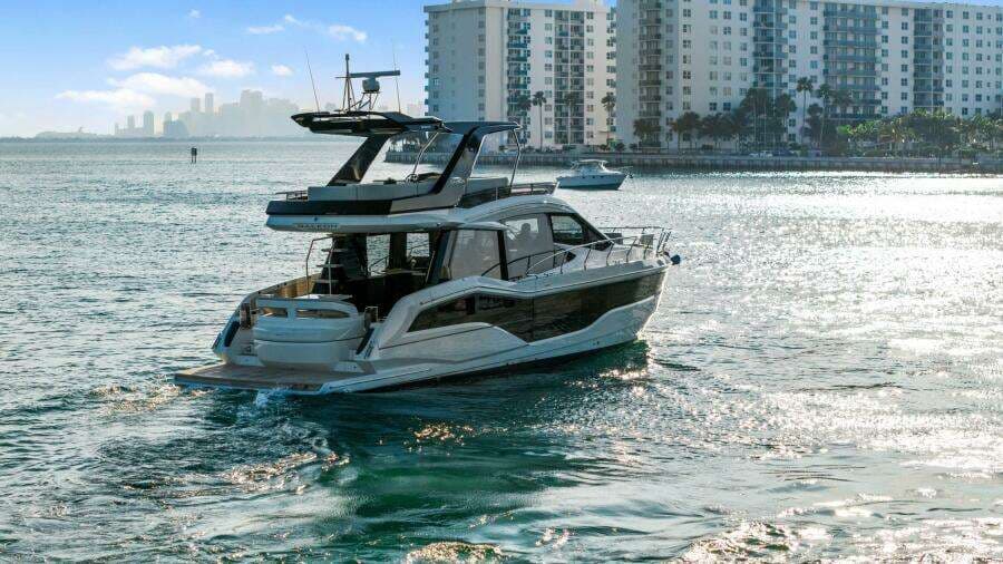 2025 Galeon 50 FLY
