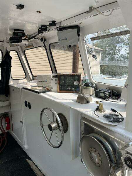 1976 Jarvis Newman Lobster Boat