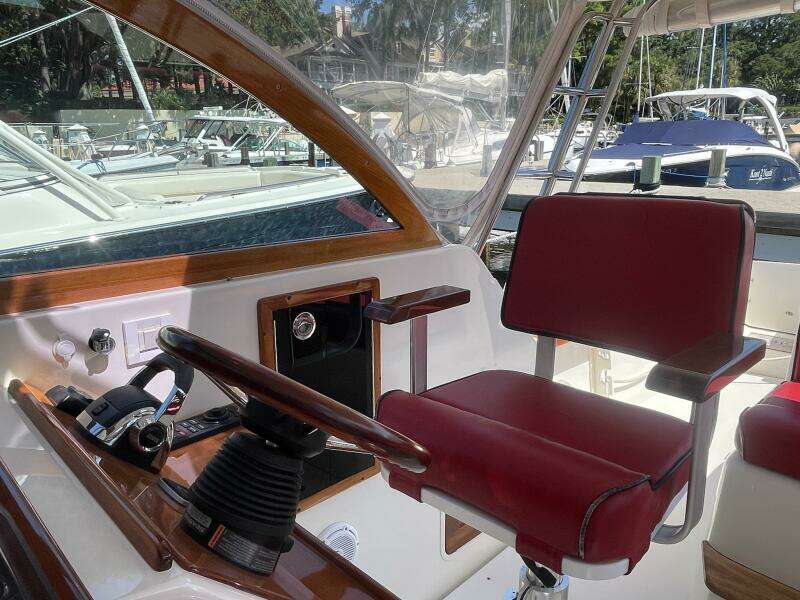 2017 Hunt Surfhunter 29