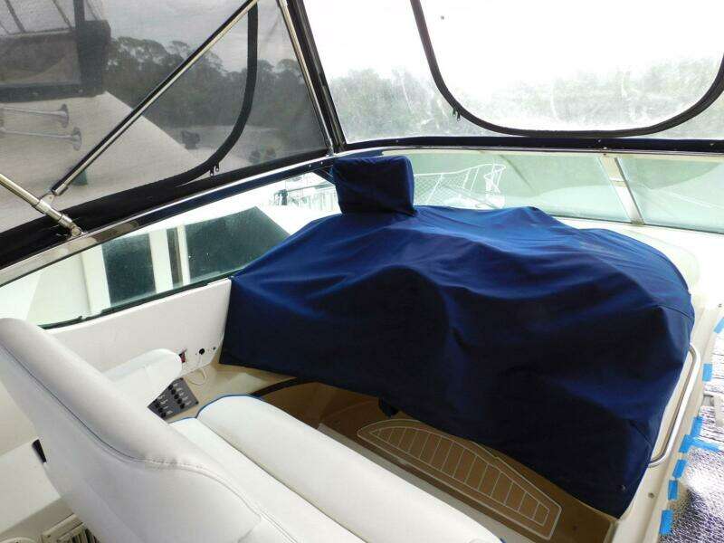 2002 Carver 570 Voyager Pilothouse