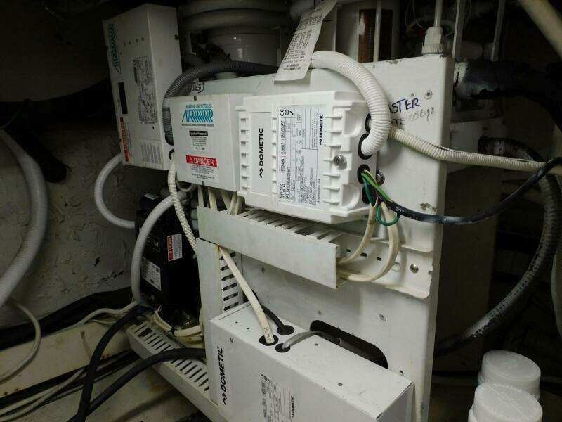 2002 Carver 570 Voyager Pilothouse