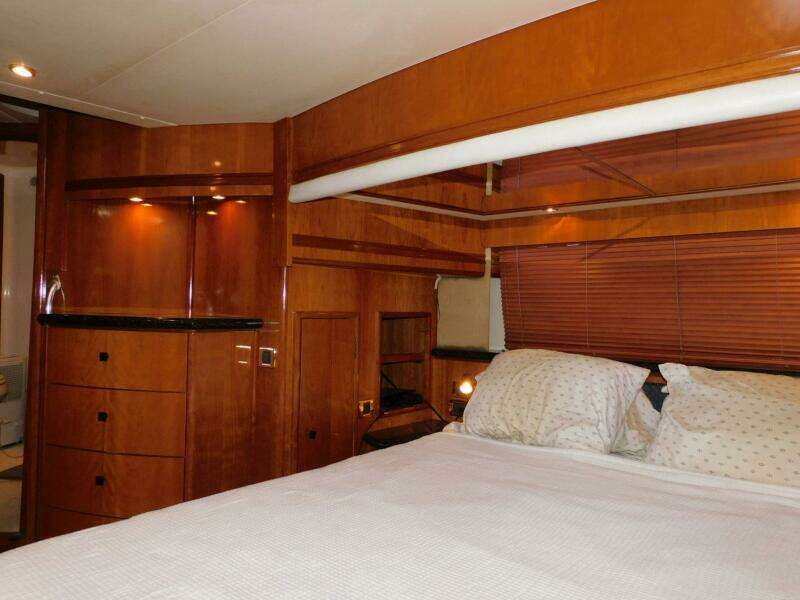 2002 Carver 570 Voyager Pilothouse