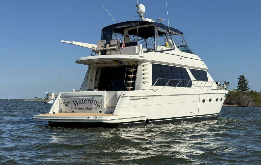 2002 Carver 570 Voyager Pilothouse