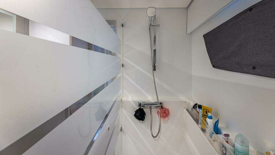 Happy Here   Int Cabin Maestro Head 3