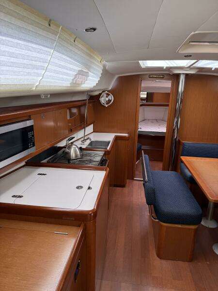 2012 Beneteau 43