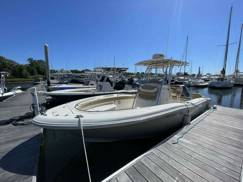 2017 Pioneer 222 Islander