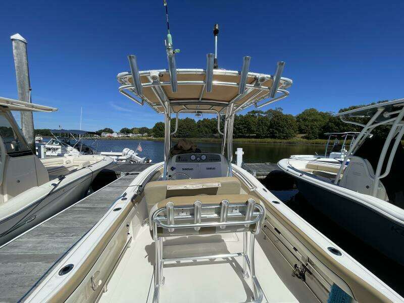 2017 Pioneer 222 Islander