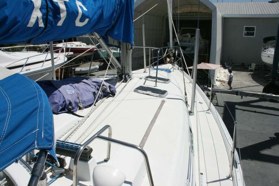 1998 Beneteau 463