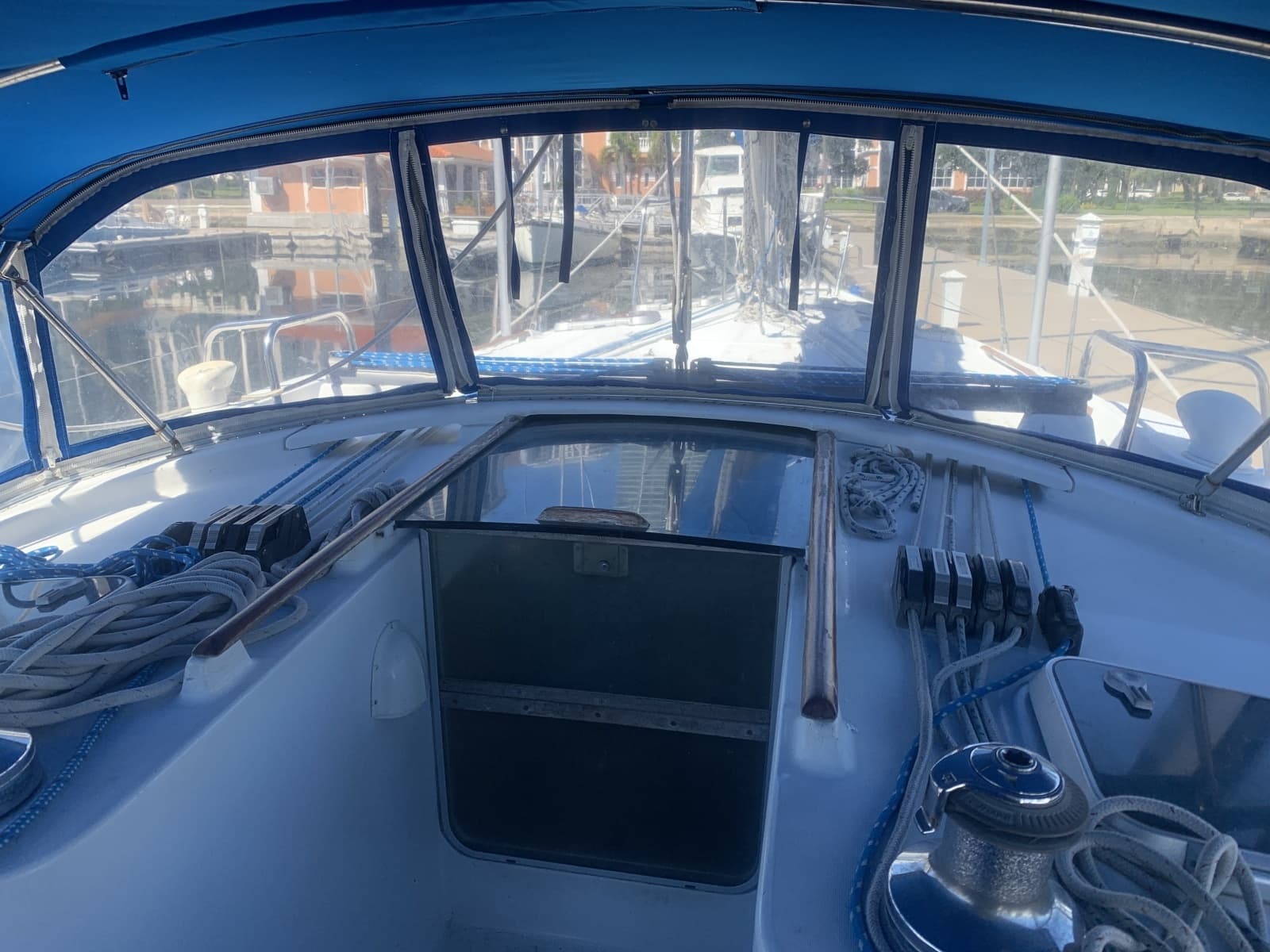 1998 Beneteau 463
