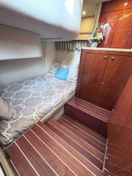 2000 Sea Ray 450 Express Bridge